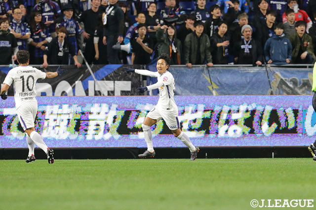 前節のリーグ戦の好調を維持し、2ゴールを決めてみせた柴﨑 晃誠（広島）【ルヴァンカップ GS 第1節 Ｇ大阪vs広島】