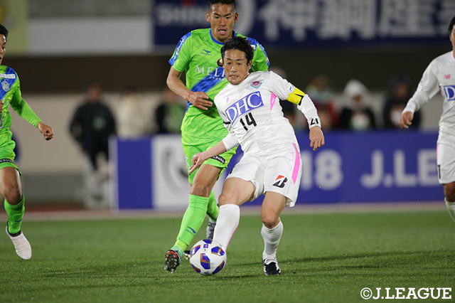 今季初出場となった高橋 義希（鳥栖）。この日はキャプテンマークを巻いてフル出場した【ルヴァンカップ GS 第1節 湘南vs鳥栖】