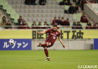 ルーカス ポドルスキ（神戸）は直接FK含む2ゴールの活躍でチームに勝ち点1をもたらした【ルヴァンカップ GS 第1節 神戸vs長崎】