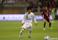 19歳の名倉 巧（長崎）は1ゴールを挙げ、チームの勝ち点獲得に貢献【ルヴァンカップ GS 第1節 神戸vs長崎】