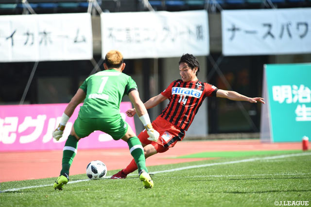 前節に続き今節もゴールを決めた田中 達也（熊本）だったがチームの勝利には結びつかなかった【明治安田Ｊ２ 第3節 熊本vs山形】