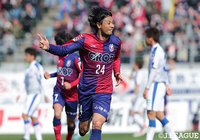 赤嶺 真吾が難しい体勢でボレーシュートを放つ！これが決まり岡山が先制！【明治安田Ｊ２ 第3節 岡山vs大分】