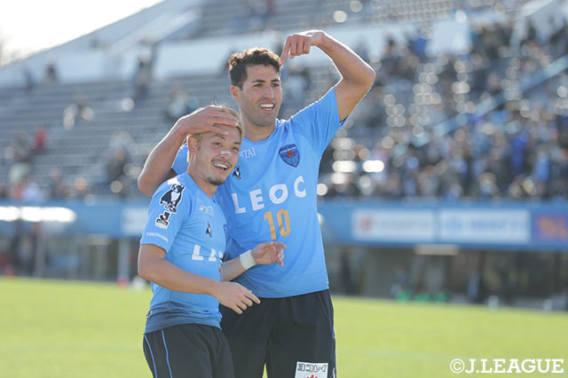 野村の折り返しを走り込んだイバが左足で強烈なボレーシュートを放ち、横浜FCが追加点を奪う【明治安田Ｊ２ 第3節 横浜FCvs愛媛】