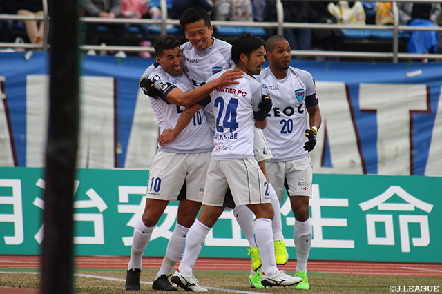 イバが打点の高いヘディングシュートを叩き込み、横浜FCがリードを3点に広げる！【明治安田Ｊ２ 第5節 山形vs横浜FC】