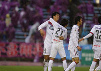 濱田 水輝(#4)は後半開始早々のCKからネットを揺らし、これが決勝点となった【明治安田J2 第5節 京都vs岡山】
