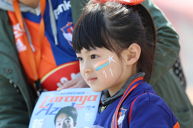 ターレス選手のフェイスペインティングをして今日は応援だ！【明治安田Ｊ２ 第6節 新潟vs徳島】