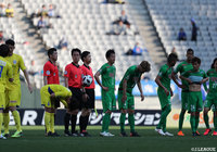 勝点1を分け合った形で試合を終えた東京Vと山形の選手たち【明治安田J2 第6節 東京Vvs山形】