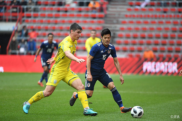 中盤の底で長谷部とコンビを組み先発出場の山口 蛍（Ｃ大阪）【キリンチャレンジカップ 2018 in EUROPE 日本vsウクライナ】