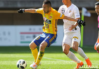 馬力のあるドリブルで推進力をもたらした阿部　拓馬（仙台）【明治安田Ｊ１ 第5節 仙台vs長崎】