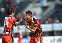 立て続けに2得点を決めた安 柄俊。チームを活気づけた【明治安田Ｊ２ 第7節 熊本vs新潟】