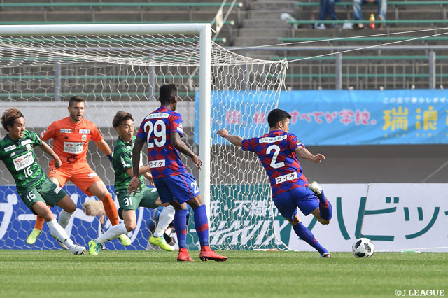 湯澤 聖人（甲府）は70分に勝利を大きく引き寄せる4点目を決めた【明治安田Ｊ２ 第7節 岐阜vs甲府】