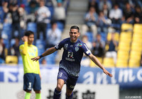 前半2得点と立て続けにゴールを決めたドゥドゥ。福岡を勝利に導いた【明治安田J2 第7節 福岡vs栃木】