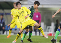 若きDFリーダー中山 雄太(柏)も全北現代の強力な攻撃陣を止めることはできず【ACL GS MD5 柏vs全北現代】