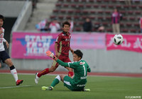 ドリブル突破からシュートを決めて、先制点を奪った富樫 佑太（琉球）【明治安田Ｊ３ 第6節 琉球vsC大23】