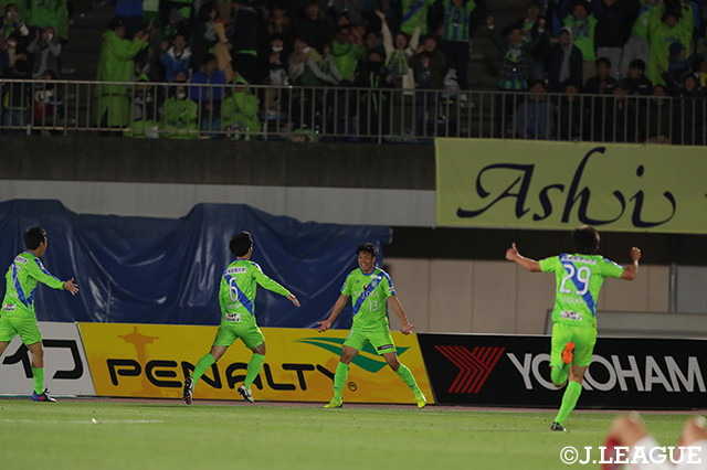 ラストプレーで劇的な決勝ゴールを奪った山根　視来（湘南/#13）【明治安田Ｊ１ 第6節 湘南vs鹿島】