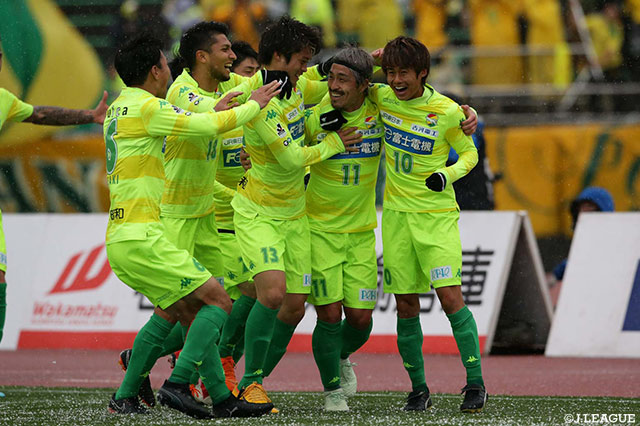 後半立ち上がりに船山 貴之が右足を振り抜き、千葉が先制！【明治安田Ｊ２ 第8節 金沢vs千葉】