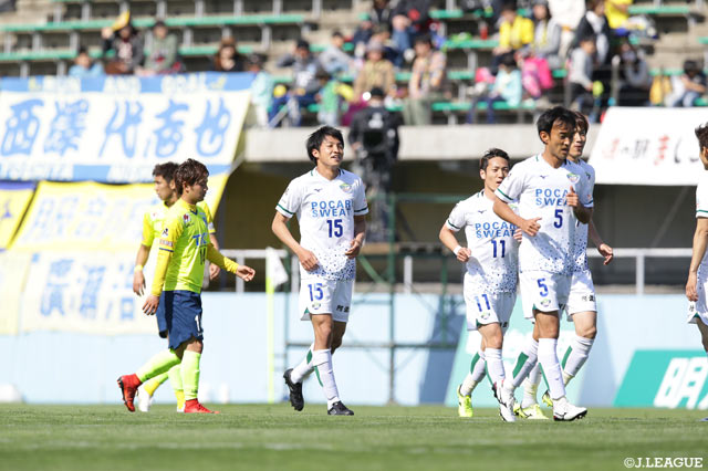 33分に井筒 陸也（#15）が決めアウェーの徳島が先制した【明治安田Ｊ２ 第8節 栃木vs徳島】