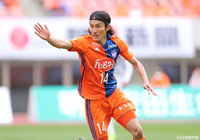 途中出場の田中 達也（新潟）は見せ場を作れず【明治安田Ｊ２ 第8節 新潟vs岡山】