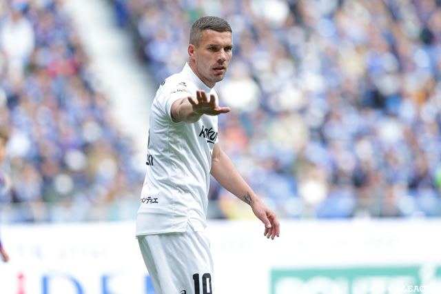 前線で何度もチャンスメイクしたルーカス ポドルスキ（神戸）【明治安田Ｊ１ 第6節 Ｇ大阪vs神戸】