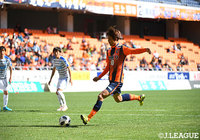 後半ATにPKを決め試合を引き分けに持ち込んだ萬代 宏樹（長野）【明治安田Ｊ３ 第6節 長野vs沼津】