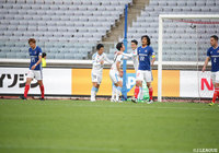 家長 昭博が放ったシュートがGKに当たりラッキーな形で川崎Fが先制した【明治安田J1 第6節 横浜FMvs川崎F】