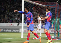 ドリブルで右サイドを突破した室屋 成（FC東京）のクロスがオウンゴールを誘発！FC東京が同点に追いつく！【明治安田Ｊ１ 第7節 FC東京vs鹿島】