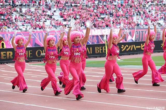 登美丘高校ダンス部の皆さんが盛り上げてくれています！【明治安田Ｊ１ 第8節 Ｃ大阪vsFC東京】