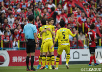 開始9分、左サイドから切り込んだ亀川　諒史が右足を振りぬき、柏が先制に成功！【明治安田Ｊ１ 第8節 柏vs札幌】