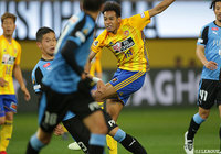 後半21分の交代まで、持ち味のスピードを活かした突破など見せ場を作ったジャーメイン 良（仙台）【明治安田Ｊ１ 第8節 仙台vs川崎Ｆ】