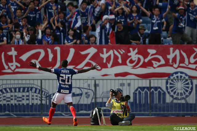 オリヴィエ ブマルのＪリーグ初ゴールが決まり、横浜FMが均衡を破る【明治安田Ｊ１ 第8節 横浜FMvs神戸】