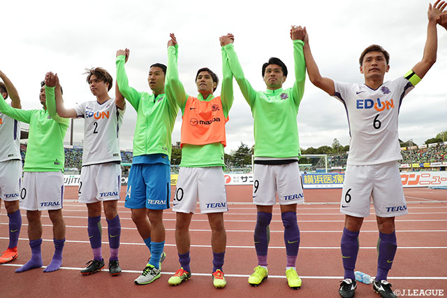 4連勝の広島が勝点を22に伸ばし、2位の仙台との差を7に広げた【明治安田Ｊ１ 第8節 湘南vs広島】