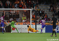 決定機を迎えた鄭　大世（清水）だったが、惜しくも仕留めきれず【ルヴァンカップ GS 第4節 清水vs甲府】