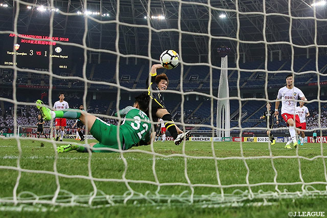 後半24分に瀬川 祐輔（柏）が1点差に詰め寄るゴールを決める！【ACL GS MD6 天津権健vs柏】