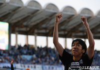 中村　憲剛（川崎Ｆ／＃14）は勝利を決定づける3点目を奪うなど、さすがの存在感を発揮した【明治安田Ｊ１ 第9節 川崎Ｆvs鹿島】