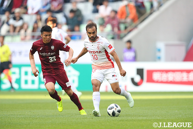 ケガから復帰し、5節以来の先発出場を果たしたガブリエル　シャビエル（名古屋）【明治安田Ｊ１ 第9節 神戸vs名古屋】