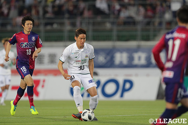 このところ出番を増やしている中島　賢星（岐阜）は、2試合連続のフル出場となった【明治安田Ｊ２ 第10節 岡山vs岐阜】
