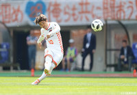 ペナルティエリア手前からのFKを大前 元紀が直接沈め、大宮が後半開始早々に先制ゴールを獲得！【明治安田Ｊ２ 第10節 新潟vs大宮】