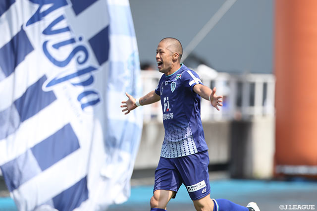 開始直後にPKを決めた森本 貴幸（福岡）。後半にも追加点を挙げた【明治安田Ｊ２ 第10節 福岡vs千葉】