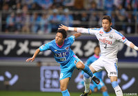 小野 裕二（鳥栖）は惜しいミドルシュートを放つなど随所で持ち味を発揮【明治安田Ｊ１ 第10節 鳥栖vs川崎Ｆ】