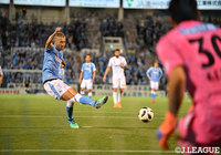 後半ATに川又　堅碁（磐田）がPKを沈め、磐田が1点を返す【明治安田Ｊ１ 第10節 磐田vs長崎】