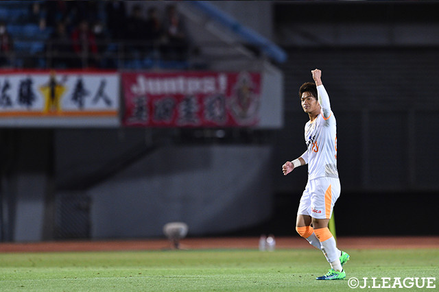 前半44分、カウンターから最後は北川　航也がネットを揺らし、清水が先制！【明治安田Ｊ１ 第10節 名古屋vs清水】