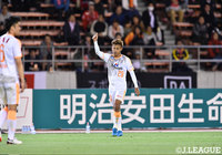 地を這うミドルシュートを突き刺し、今季初ゴールを記録した石毛　秀樹（清水）【明治安田Ｊ１ 第10節 名古屋vs清水】