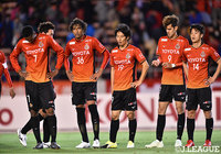 屈辱の7連敗という結果に肩を落とす名古屋の選手たち【明治安田Ｊ１ 第10節 名古屋vs清水】