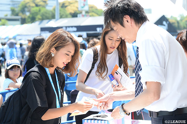 ジュビロ磐田を応援頂く女性サポーター『ジュ美女』！まさにです【明治安田Ｊ１ 第11節 磐田vsＣ大阪】