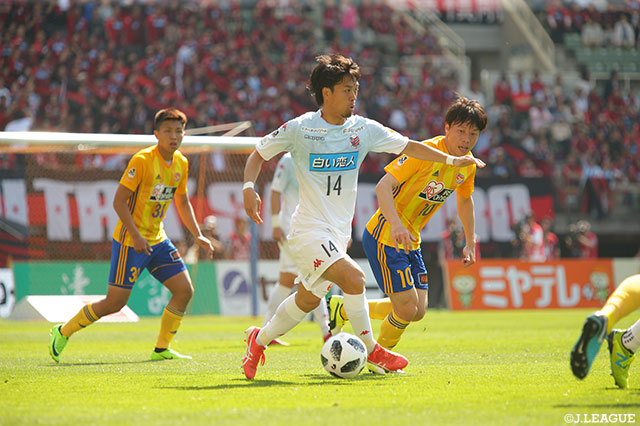 チームの2点目をアシストするなど駒井 善成（札幌）は存在感を発揮【明治安田Ｊ１ 第11節 仙台vs札幌】