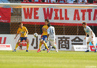78分、チャナティップが左足で速い振りのシュートを放ち札幌が勝ち越しに成功!【明治安田J1 第11節 仙台vs札幌】