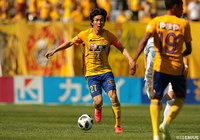 大岩 一貴（仙台）は試合終了間際に同点に追いつく値千金のゴールをゲット！【明治安田Ｊ１ 第11節 仙台vs札幌】