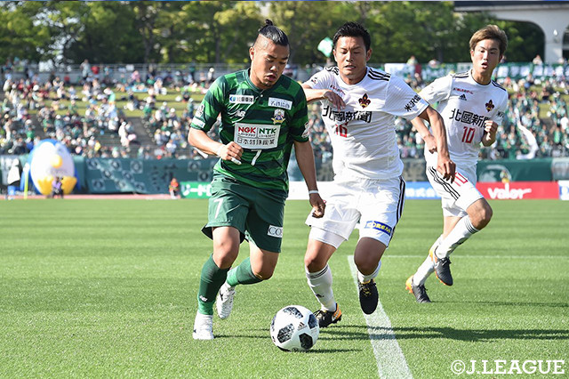 得点源の田中　パウロ淳一（岐阜）だが、相手の厳しいマークに遭い4試合得点から遠ざかっている【明治安田Ｊ２ 第11節 岐阜vs金沢】