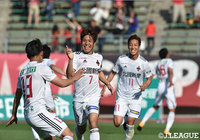 先制ゴールを奪い笑顔を見せる清原 翔平(金沢/#7)。このゴールが決勝点となった【明治安田J2 第11節 岐阜vs金沢】