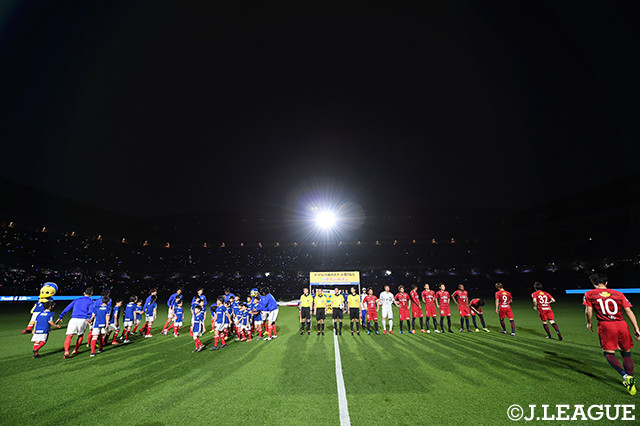 両チームのスターティングイレブンがピッチへと入場【明治安田Ｊ１ 第11節 横浜FMvs鹿島】